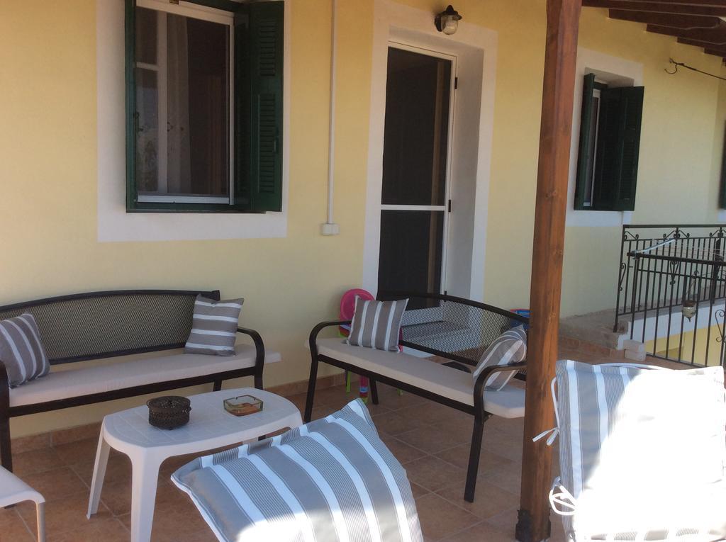 Villa Christos House à Kariá Extérieur photo