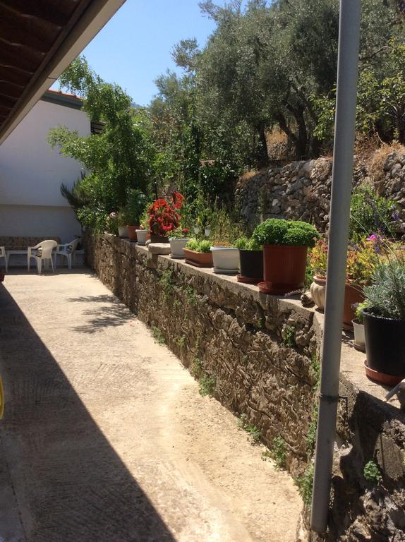 Villa Christos House à Kariá Extérieur photo