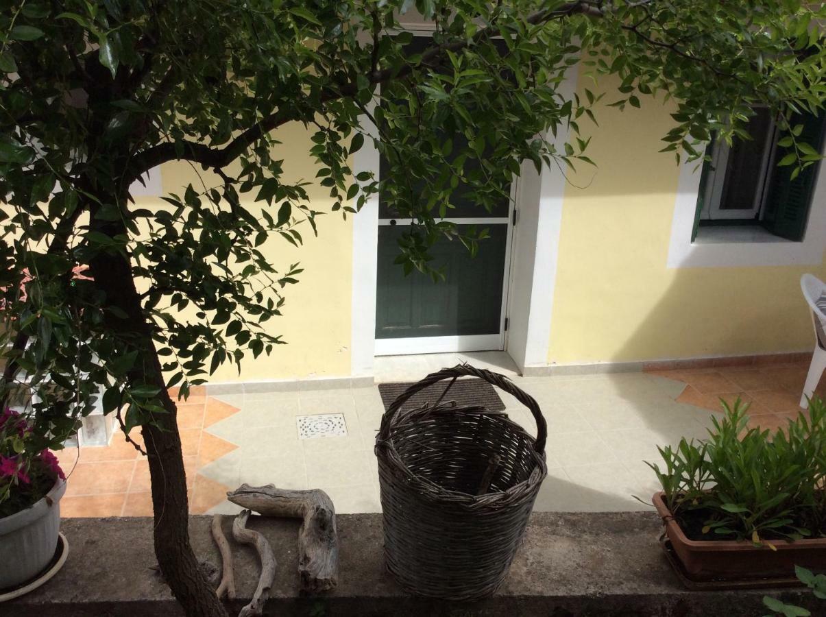 Villa Christos House à Kariá Extérieur photo